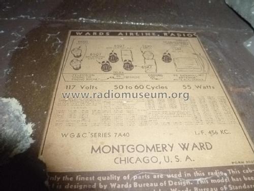 04WG-727 ; Montgomery Ward & Co (ID = 2247042) Radio