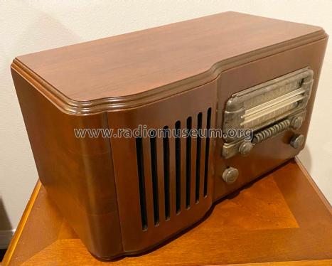 14WG-806 Order= P462 A 806 ; Montgomery Ward & Co (ID = 2592620) Radio