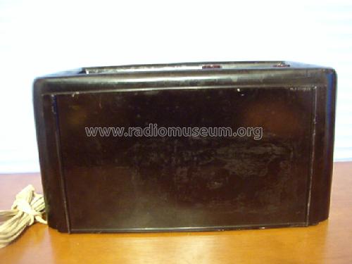 Airline 15HA-1553A Order= 62 C 1553 M ; Montgomery Ward & Co (ID = 1503785) Radio