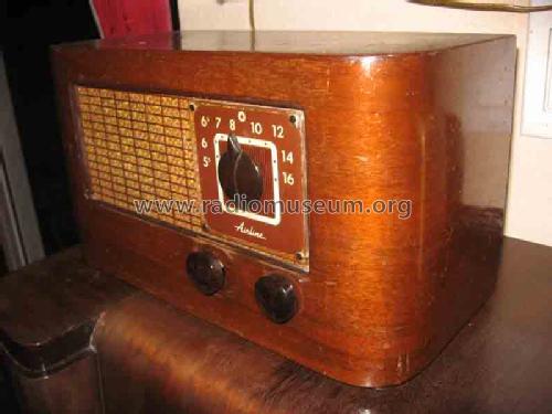 54WG-1801A Order= 62 C 1801M ; Montgomery Ward & Co (ID = 1560604) Radio