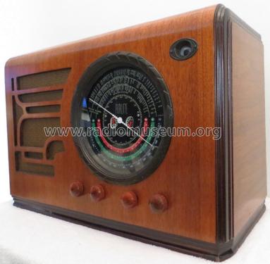 62-228 ; Montgomery Ward & Co (ID = 1898062) Radio