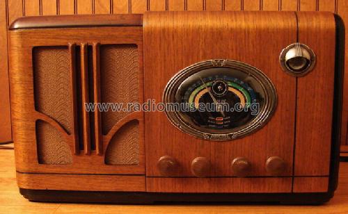 Airline 62-317 Ch= Belmont 787 Series A; Montgomery Ward & Co (ID = 923437) Radio