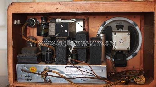 62-418 'Movie Dial' Ch= 7LL Order= 462 C 418; Montgomery Ward & Co (ID = 1515507) Radio