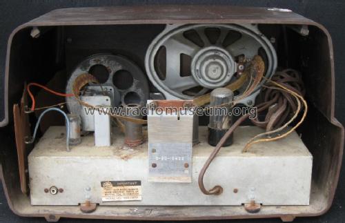 Airline 15BR-1547A Order= 62 C 1547 M ; Montgomery Ward & Co (ID = 894533) Radio