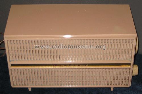 Airline 1655B ; Montgomery Ward & Co (ID = 1810386) Radio