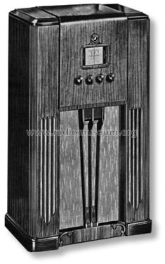 62-413 Movie Dial Ch= Series 2DL Order= 162 C 413; Montgomery Ward & Co (ID = 1140044) Radio