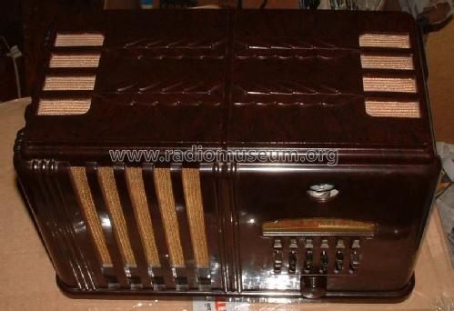 Airline 288 Order= P462 C 288; Montgomery Ward & Co (ID = 268879) Radio