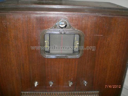Airline 62-308 'Movie Dial' ; Montgomery Ward & Co (ID = 1280337) Radio