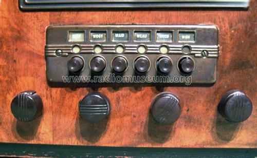 Airline 62-370 Order= P462 A 370; Montgomery Ward & Co (ID = 547659) Radio