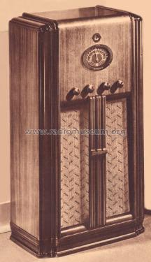 Airline 62-466 Order= P162 B 466 ; Montgomery Ward & Co (ID = 1855745) Radio