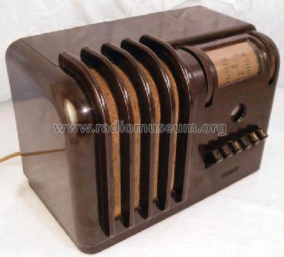 Airline 6A26 ; Montgomery Ward & Co (ID = 750250) Radio