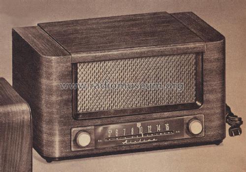 Airline 74KR-1210A Order= 62 A 1210M; Montgomery Ward & Co (ID = 2015658) Radio