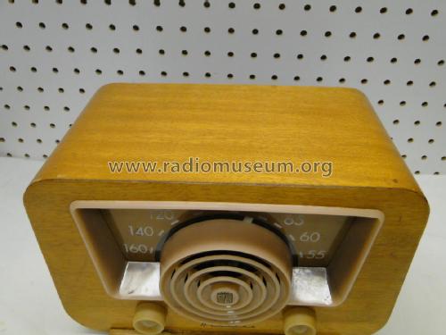 Airline 84BR-1816B; Montgomery Ward & Co (ID = 2036938) Radio