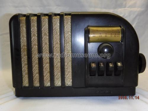 Airline 93BR-508A Order= P462 C 508 ; Montgomery Ward & Co (ID = 2324474) Radio