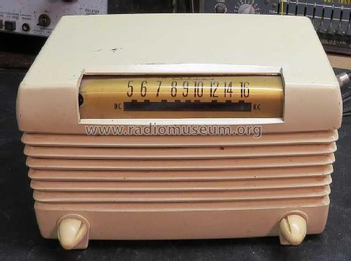 Airline 94BR-1526A ; Montgomery Ward & Co (ID = 1436664) Radio