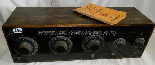 Phusiformer Radio ; Montgomery Ward & Co (ID = 1310275) Radio