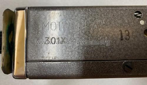 301X ; Motorola Inc. ex (ID = 2895572) Car Radio