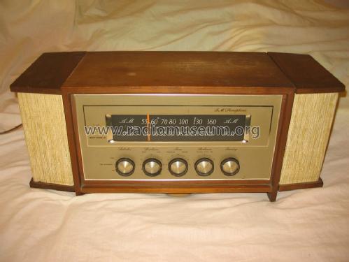B100W ; Motorola Inc. ex (ID = 1447709) Radio