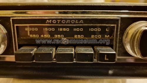 Model 114; Motorola Inc. ex (ID = 2863597) Car Radio