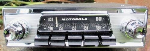 808T; Motorola; London (ID = 1670801) Car Radio