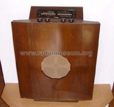 A272C; Murphy Radio Ltd.; (ID = 351447) Radio