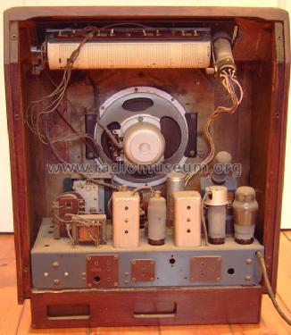 A72; Murphy Radio Ltd.; (ID = 413230) Radio