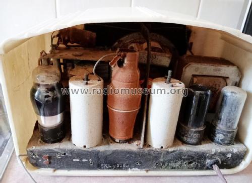 FKL; National Radio (ID = 2867598) Radio