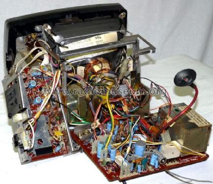 676/020; Neckermann-Versand (ID = 677466) Télévision