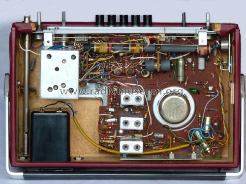 Transistor-Autokoffer Art.-Nr. 829/897 Südfunk-Nr. K952907; Neckermann-Versand (ID = 2630514) Radio