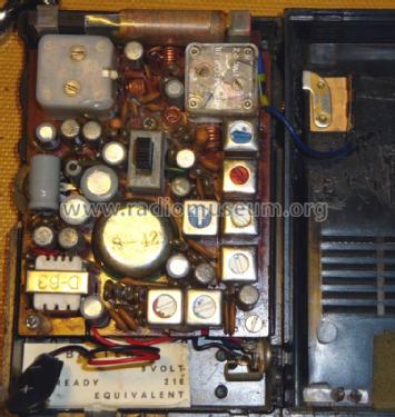 Twen Tone 9 Transistor Art. Nr. 822/83 ; Neckermann-Versand (ID = 1136642) Radio