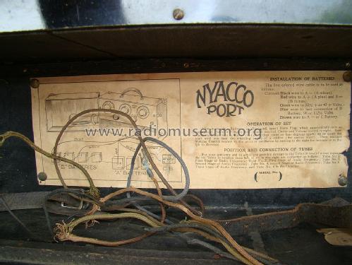Nyacco Portable ; New York Album & (ID = 1234228) Radio