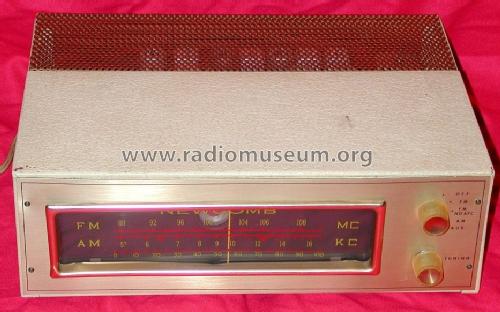 Compact 200; Newcomb Audio (ID = 1539409) Radio