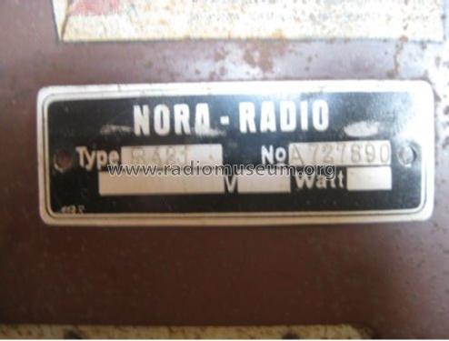 B421; Nora; Berlin (ID = 1167070) Radio