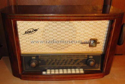 Dux W1048; Nora; Berlin (ID = 1095435) Radio