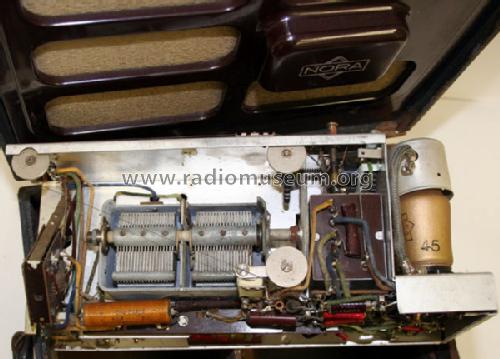 Koffer K26; Nora, Aron, (ID = 260319) Radio