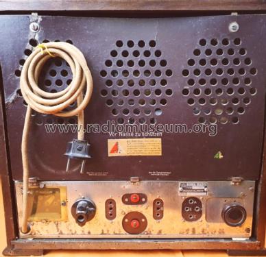 Rienzi W220L; Nora; Berlin (ID = 2997627) Radio