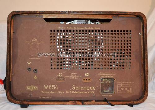 Serenade W654 M; Nora; Berlin (ID = 1541632) Radio