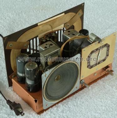 550-I ; Northern Electric Co (ID = 2031009) Radio