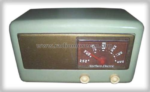 Baby Champ 5200; Northern Electric Co (ID = 237071) Radio
