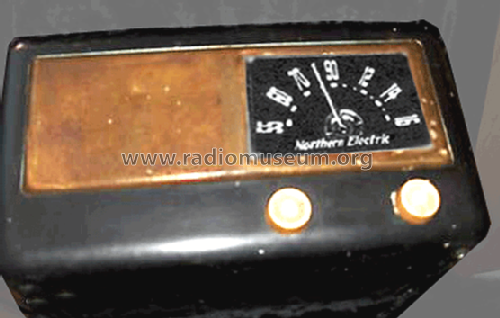 Baby Champ 5200; Northern Electric Co (ID = 579123) Radio