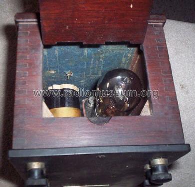 Power Amplifier R-105; Northern Electric Co (ID = 1740376) mod-pre26