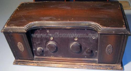 R24 ; Northern Electric Co (ID = 812631) Radio