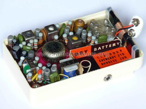 Deluxe Eight Transistor; OMGS, O.M.G.S.; New (ID = 2382073) Radio