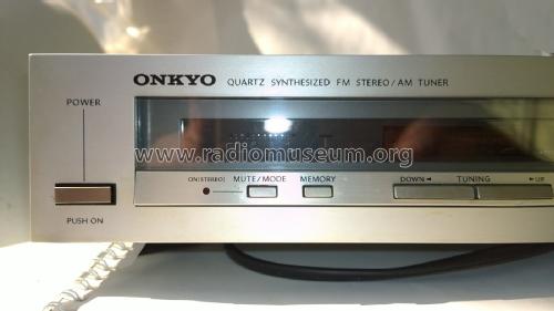 Quartz Synthesized FM Stereo / AM Tuner T-08; Onkyo, Osaka Denki (ID = 1974491) Radio