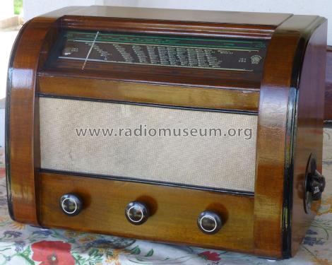 331; Orion; Budapest (ID = 1823276) Radio