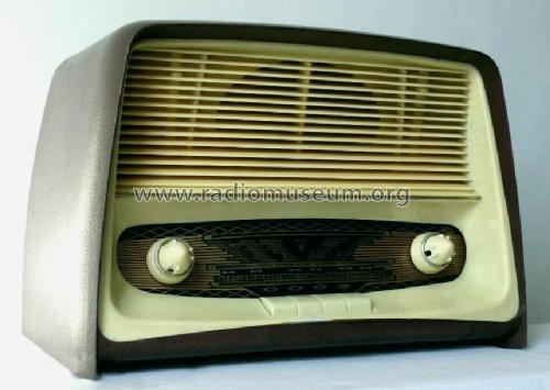 AR322; Orion; Budapest (ID = 1195049) Radio