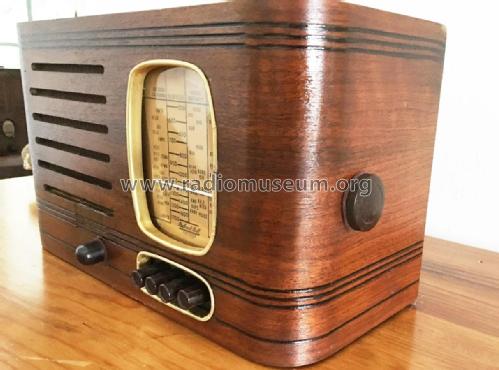 5M ; Packard Bell Co.; (ID = 2171450) Radio