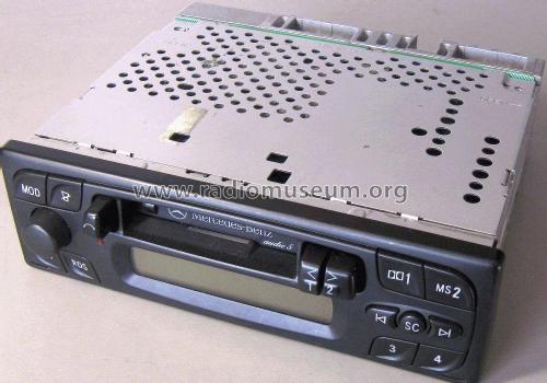 Mercedes-Benz Audio 5 CQ-LP3920L A 168 820 01 79; Panasonic, (ID = 2502633) Car Radio