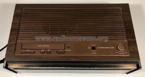 FM-AM Electronic Readout Digital Clock Radio RC-320; Panasonic, (ID = 2856864) Radio