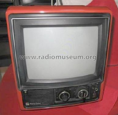 National - PanaColor TH11-S11; Panasonic, (ID = 1820501) Television